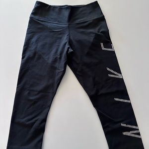 Nike black crop legging